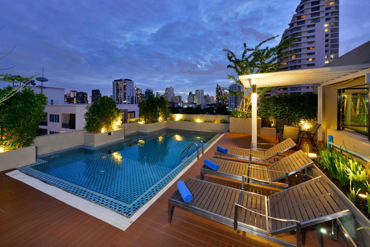 Ramada By Wyndham Bangkok Ten Ekamai Residences Extérieur photo